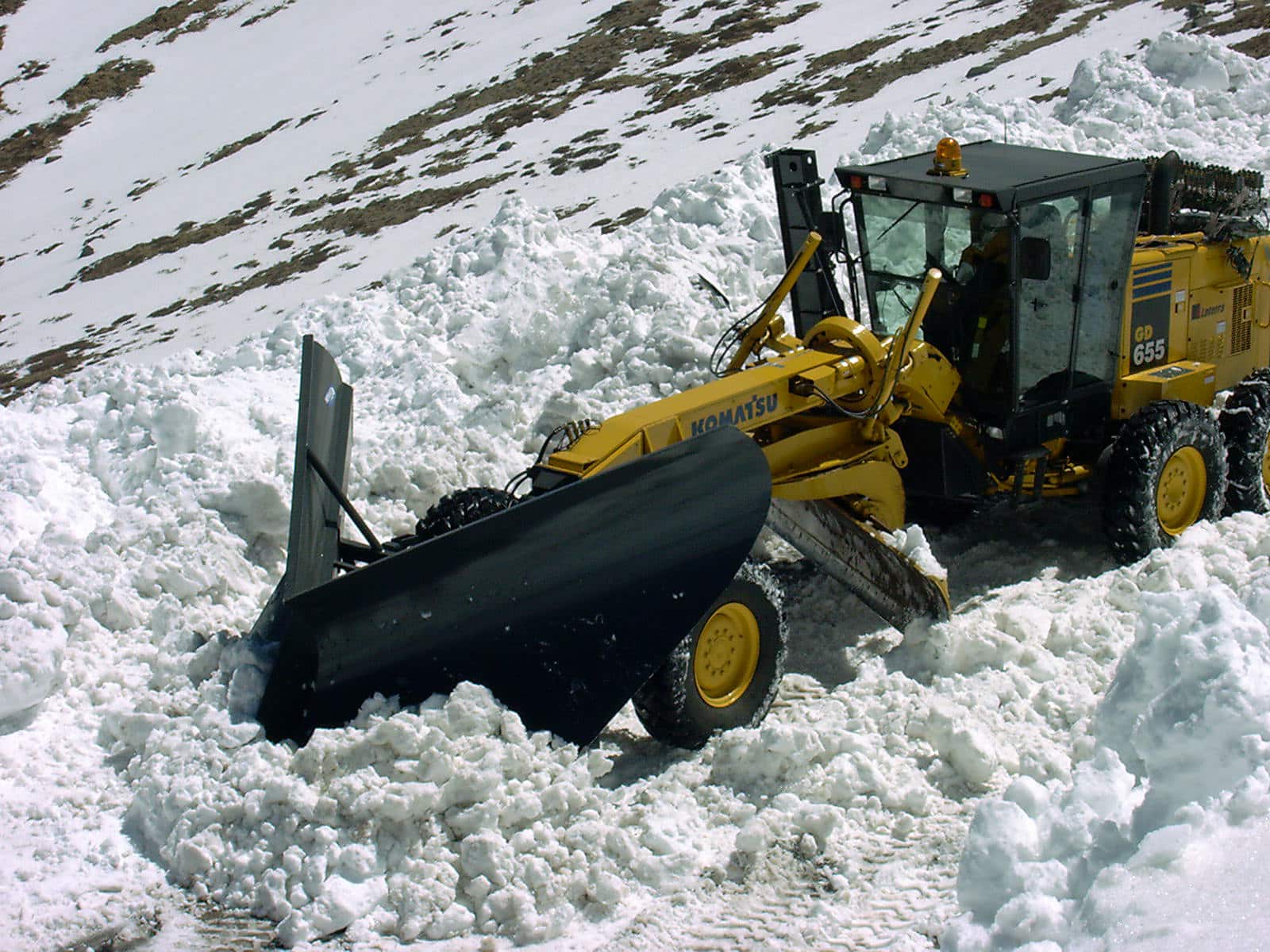 Everest Equipment Everest V10